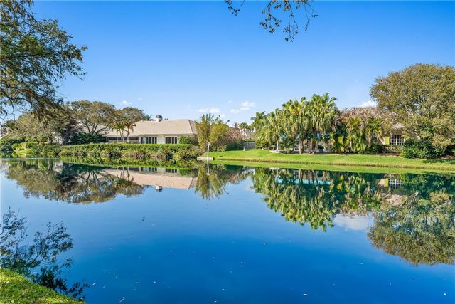 200 Sable Oak Lane 204, Vero Beach, FL 32963