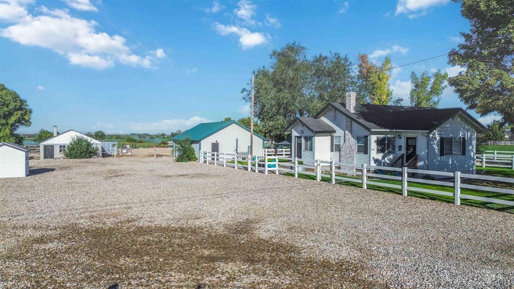 8565 S Ten Mile Rd, Meridian, ID 83642