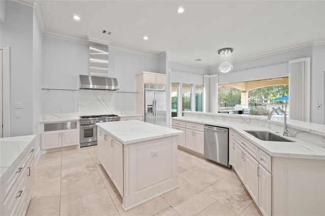 11614 Montmarte Boulevard, Houston, TX 77082