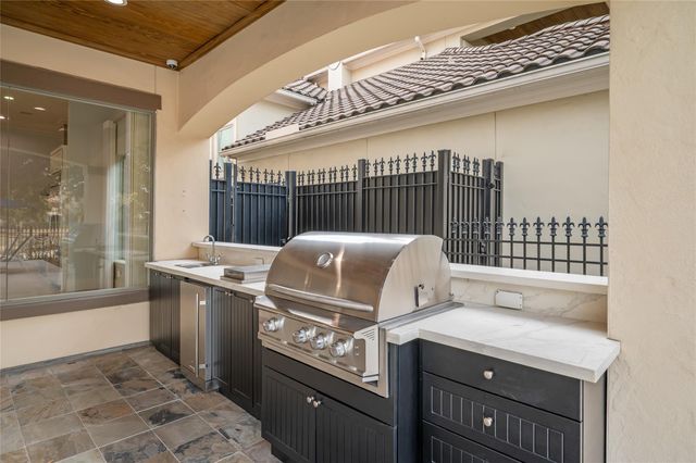 11614 Montmarte Boulevard, Houston, TX 77082