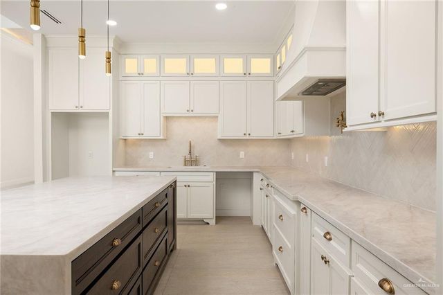 1100 Wesley Street, Pharr, TX 78577