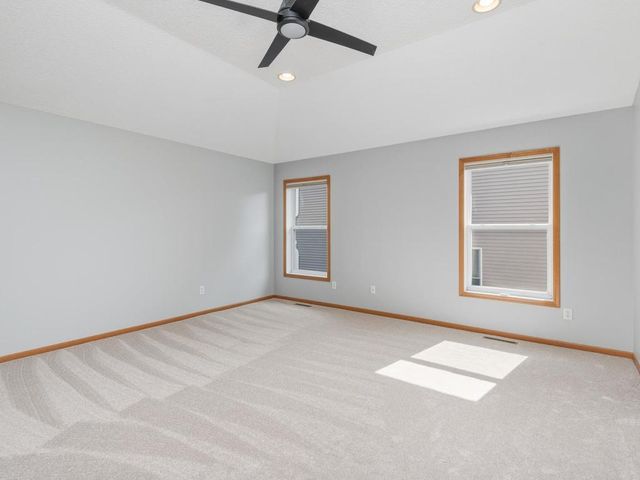 1511 Pembroke Pass, Chanhassen, MN 55317