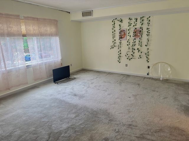 282 Place Lane 282, Woburn, MA 01801
