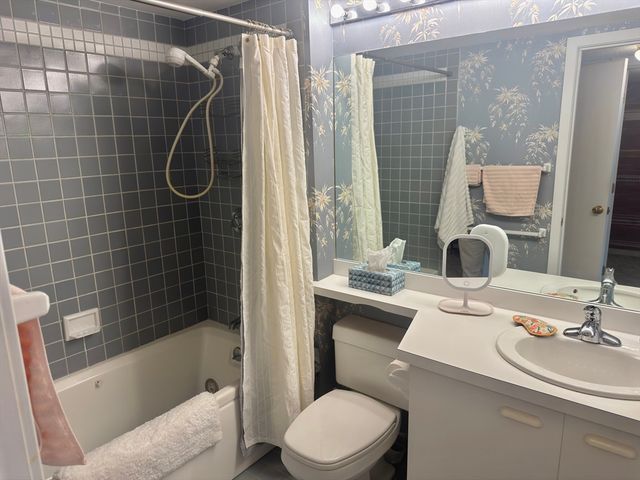 282 Place Lane 282, Woburn, MA 01801