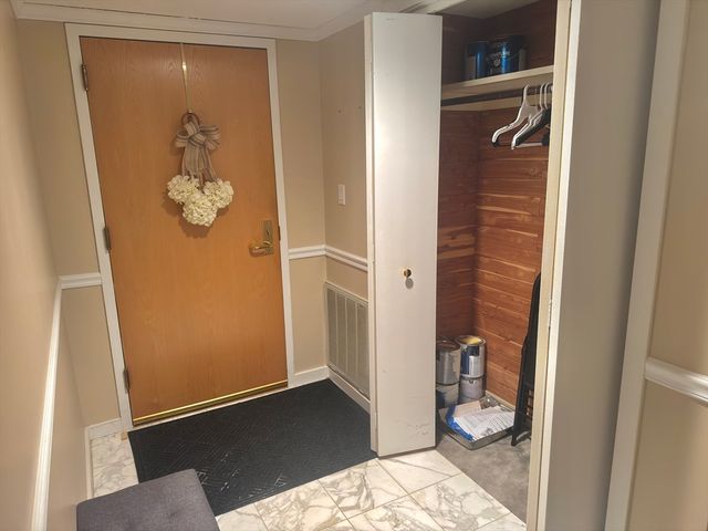 282 Place Lane 282, Woburn, MA 01801