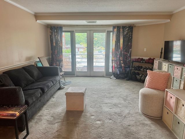 282 Place Lane 282, Woburn, MA 01801