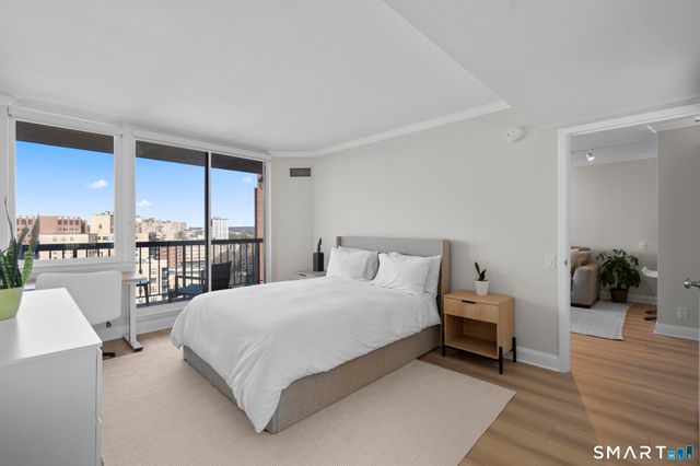 25 Forest Street 15E, Stamford, CT 06901