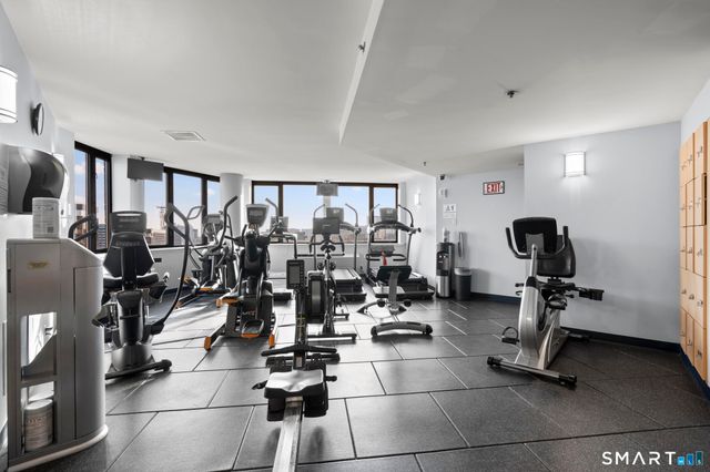 25 Forest Street 15E, Stamford, CT 06901