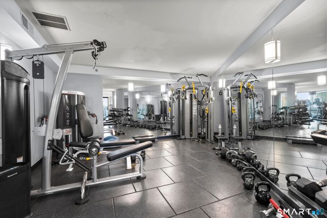 25 Forest Street 15E, Stamford, CT 06901