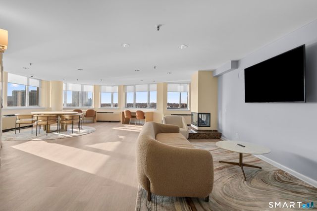 25 Forest Street 15E, Stamford, CT 06901