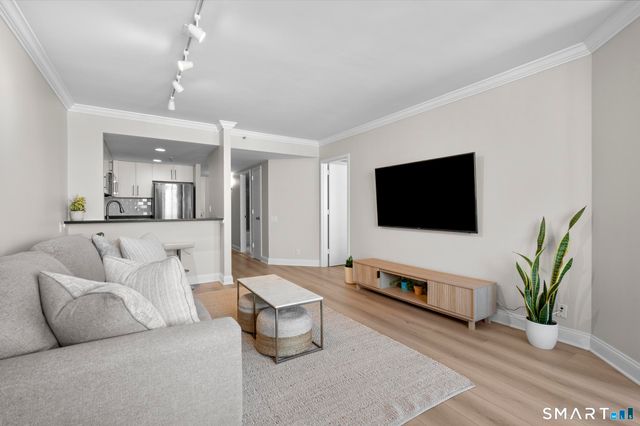 25 Forest Street 15E, Stamford, CT 06901