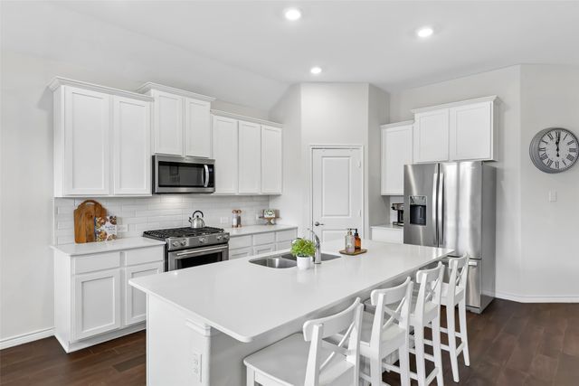 11231 Hawks Landing Drive, Aubrey, TX 76227