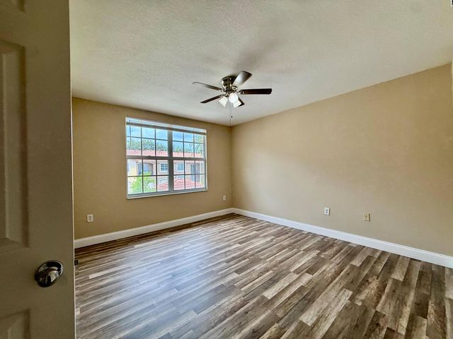15095 Michelangelo Boulevard 201, Delray Beach, FL 33446