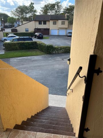 6661 SW 137th Ct 8D, Miami, FL 33183