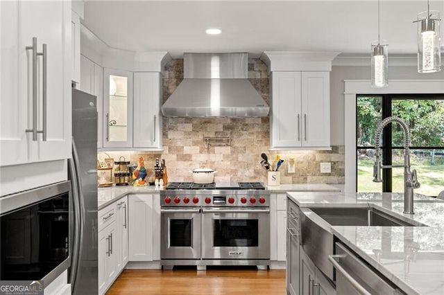 6470 Samoa Way, Flowery Branch, GA 30542