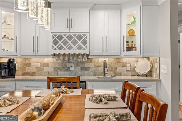 6470 Samoa Way, Flowery Branch, GA 30542
