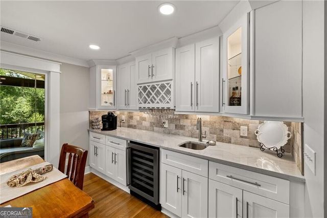 6470 Samoa Way, Flowery Branch, GA 30542