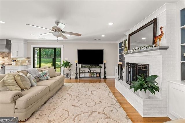 6470 Samoa Way, Flowery Branch, GA 30542