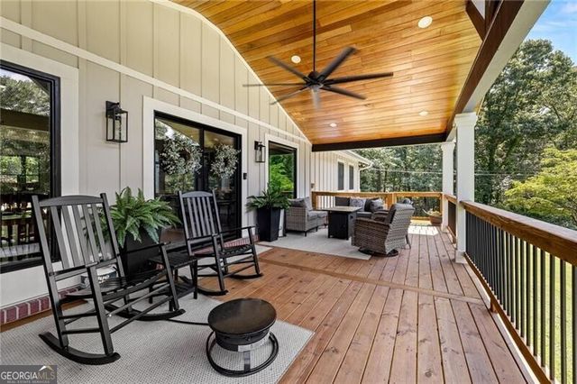 6470 Samoa Way, Flowery Branch, GA 30542