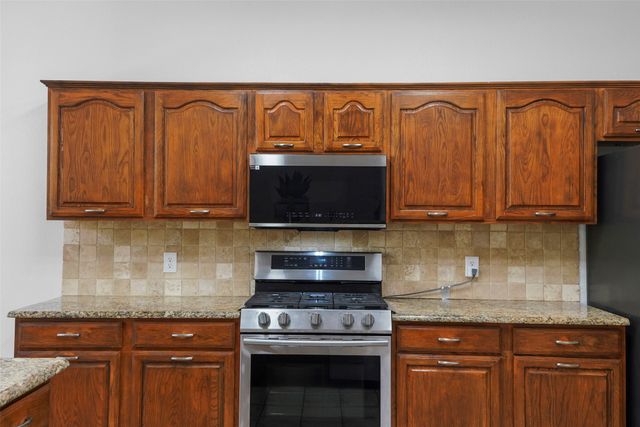 2337 Magnolia Drive, Little Elm, TX 75068