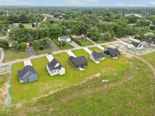 811 Oconnor St, Smithville, TN 37166