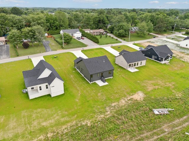 811 Oconnor St, Smithville, TN 37166