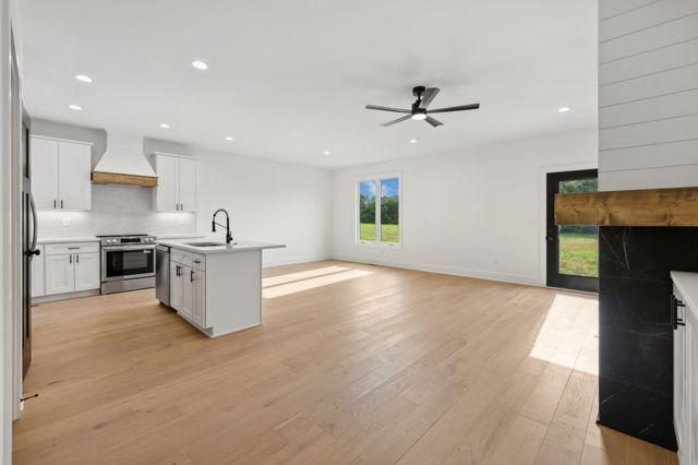 811 Oconnor St, Smithville, TN 37166