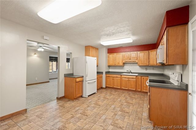 7368 West Relender Road, Georgetown, IN 47122