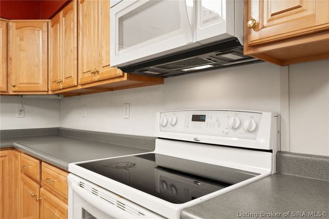 7368 West Relender Road, Georgetown, IN 47122