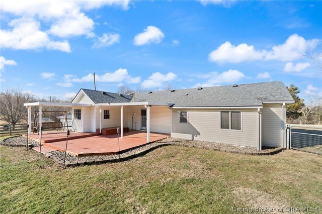 7368 West Relender Road, Georgetown, IN 47122