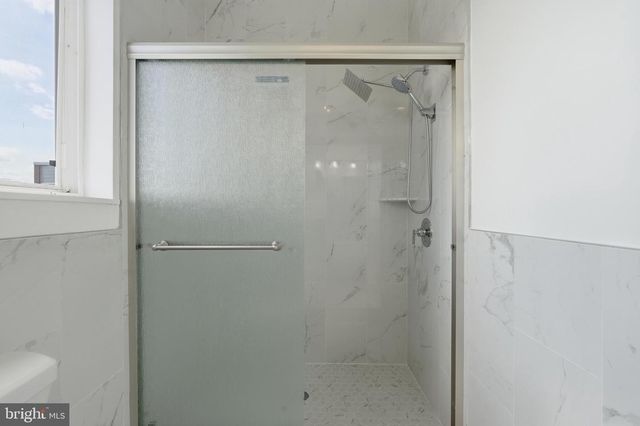 2562 E AUBURN ST, Philadelphia, PA 19134