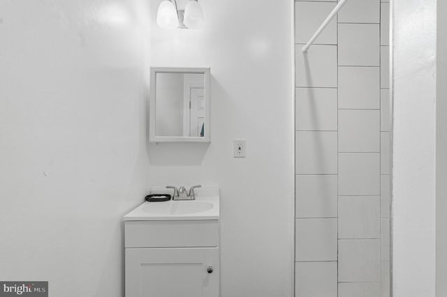 2562 E AUBURN ST, Philadelphia, PA 19134