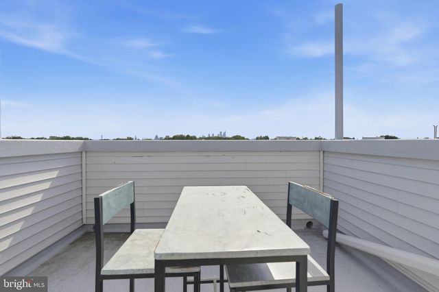 2562 E AUBURN ST, Philadelphia, PA 19134