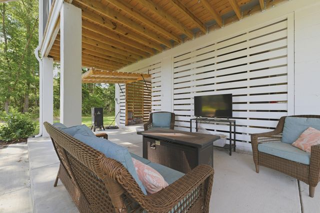 615 J And R Road, Johns Island, SC 29455