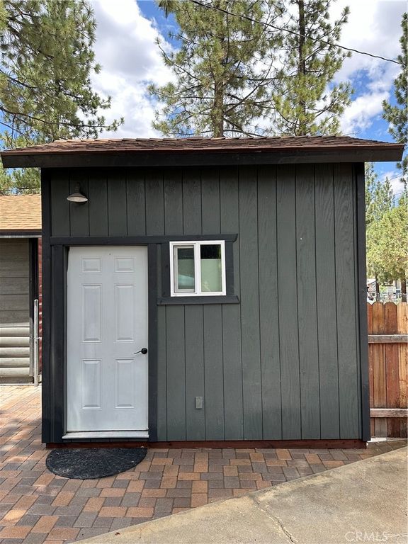 Image 26 of property listing at 867 B Lane, Big Bear City, CA 92314