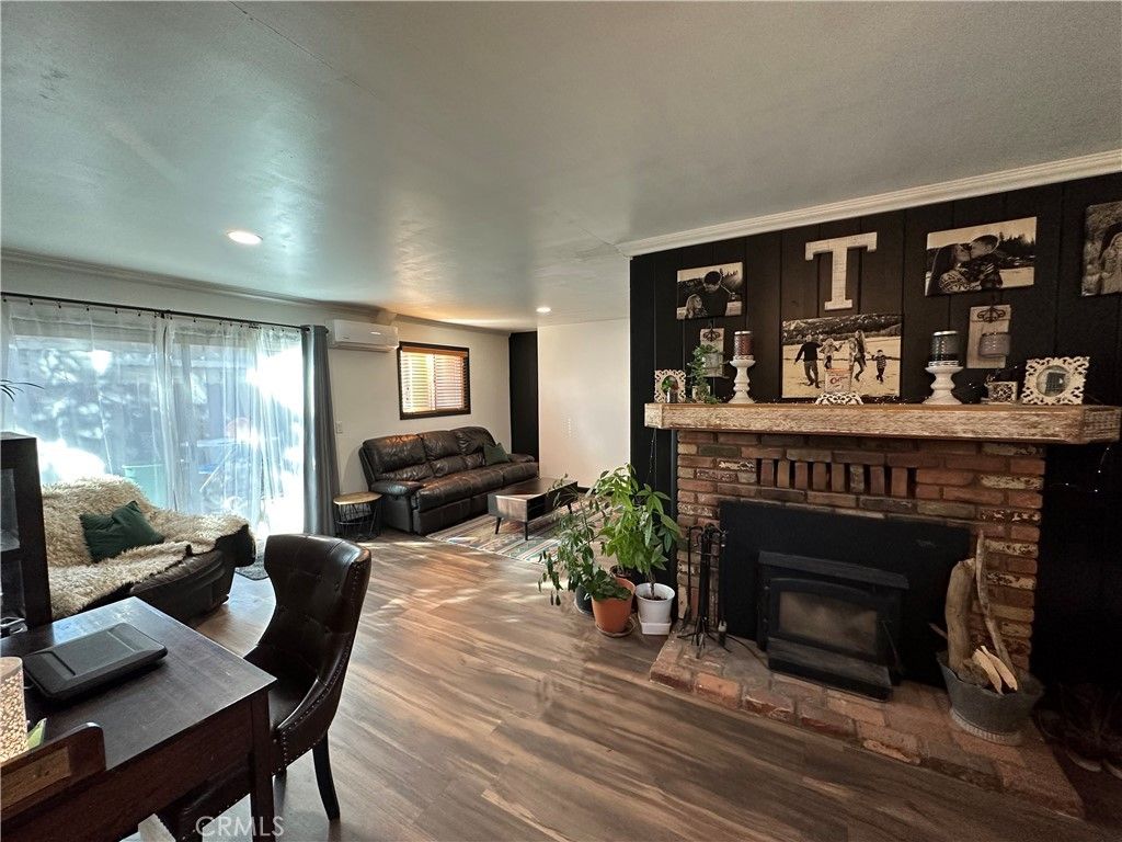 Image 7 of property listing at 867 B Lane, Big Bear City, CA 92314