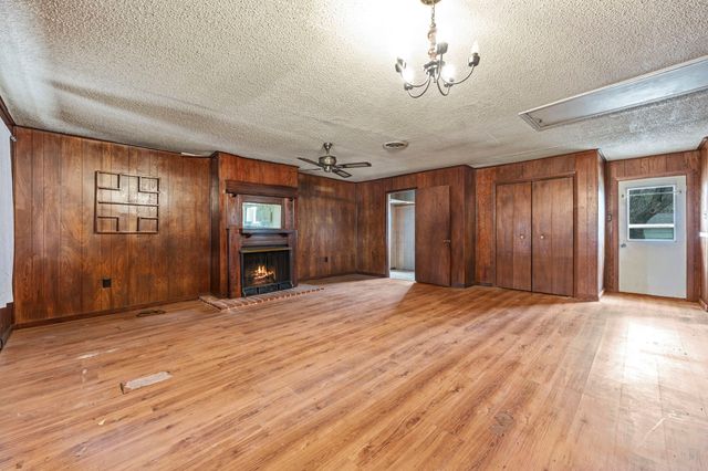 4026 Dixon Circle, Greenville, TX 75401