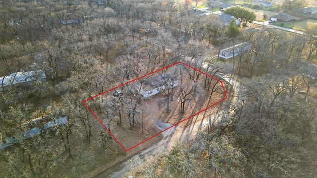 237 Wildflower Drive, Gun Barrel City, TX 75156