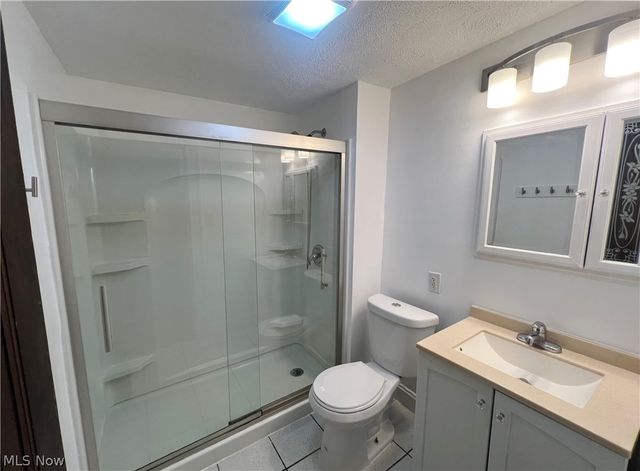 2173 Brown Road Down, Lakewood, OH 44107