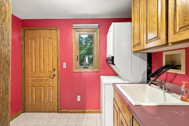 1531 15th Street NW, New Brighton, MN 55112