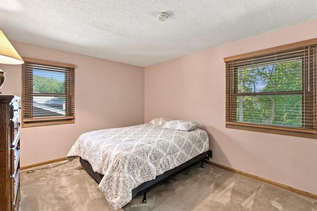 1531 15th Street NW, New Brighton, MN 55112