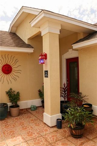 15037 Tesoro Dr, Corpus Christi, TX 78418
