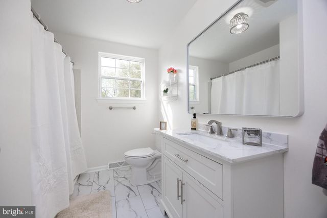 3 BUCKTHORN LN, Collegeville, PA 19426