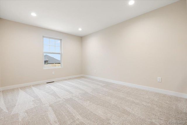 2044 Breckenridge Court, Rochester, MI 48307