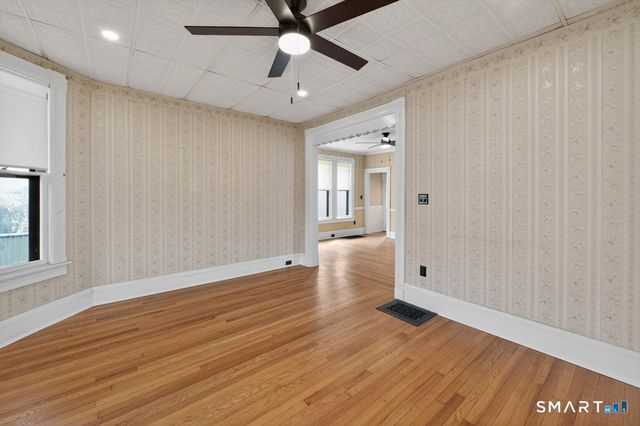 164 West Main Street, Southington, CT 06479