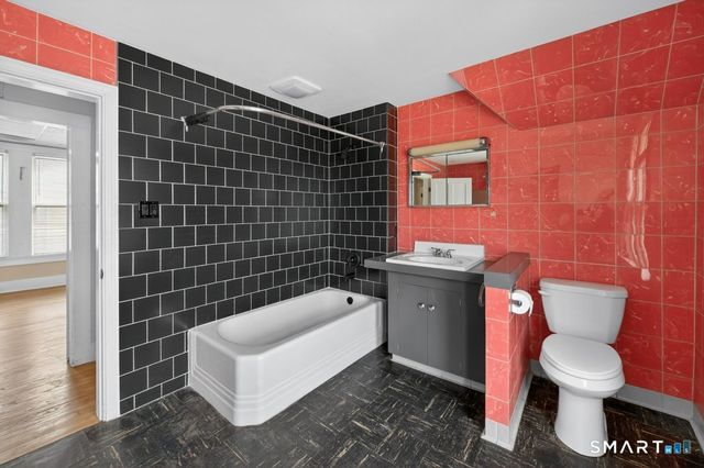 164 West Main Street, Southington, CT 06479