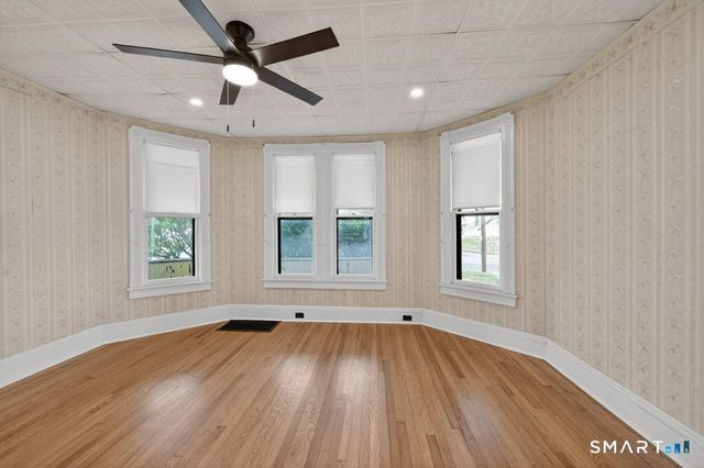 164 West Main Street, Southington, CT 06479