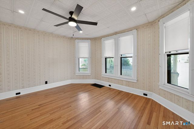 164 West Main Street, Southington, CT 06479