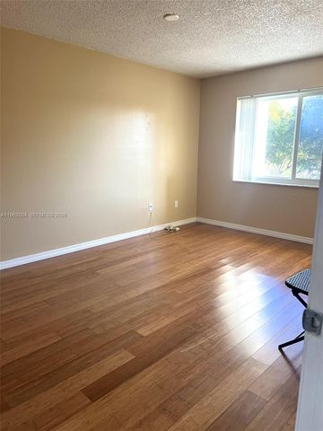 8103 Camino Real C413, Miami, FL 33143