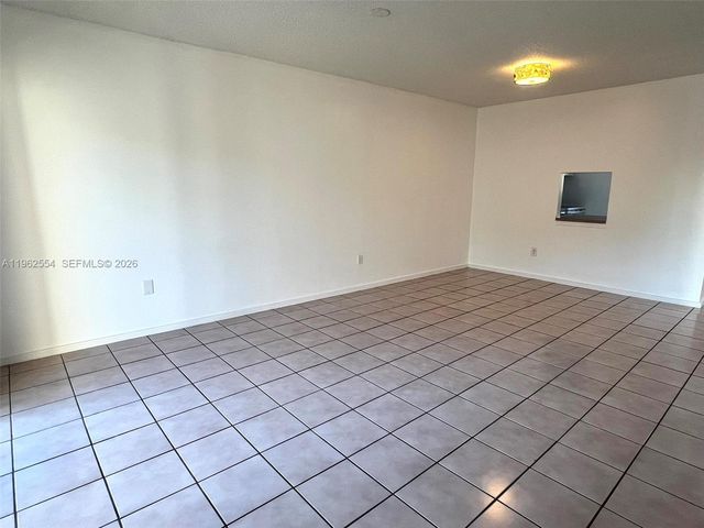 8103 Camino Real C413, Miami, FL 33143